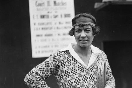 Zwischen 1915 und 1926