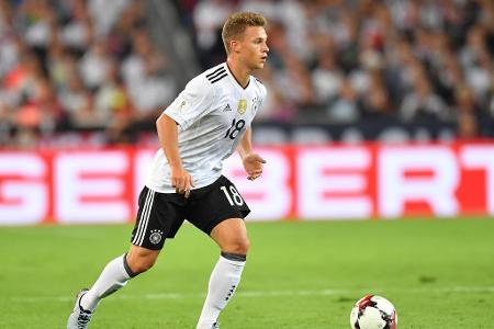 Der kleine Wirbelwind auf der rechten Außenbahn war der Garant für eine überaus gute erste deutsche Halbzeit. Fast jeder Ang...