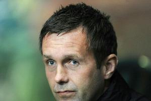 Motivation im Abstiegskampf: Norwegischer Trainer zieht blank