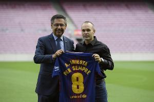"Lebenslang" in Barcelona: Neuer Vertrag für Andres Iniesta