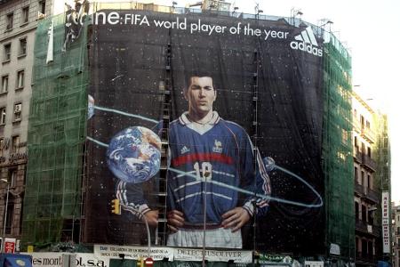 Welt- und Europameister, Champions-League-Sieger, italienischer und spanischer Meister, Weltpokalsieger, dazu unzählige indi...