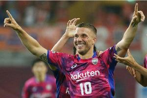 Podolski glaubt an Klassenerhalt des 1. FC Köln