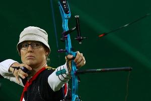 Beide deutschen Mixed-Teams schießen um Gold