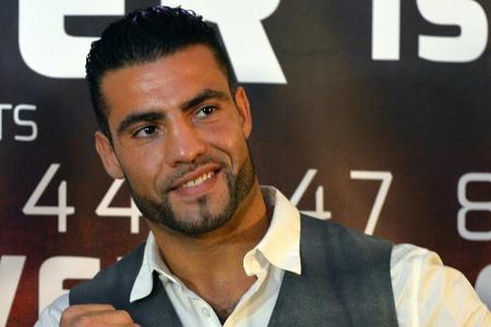 Box-Weltmeister Charr will deutschen Pass bis März