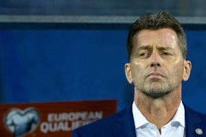 Trotz verpasster WM-Quali: Skibbe bleibt Nationaltrainer Griechenlands