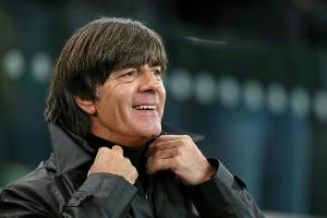 Löw sieht WM-Auslosung gelassen entgegen: "Puls geht nicht hoch"