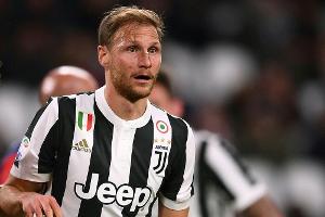 Muskelverletzung im Oberschenkel: Höwedes fällt erneut aus