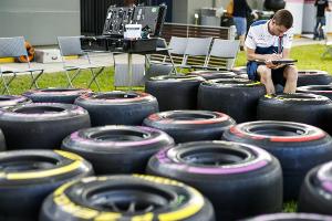 Formel 1: Pirelli führt 2018 zwei neue Reifenmischungen ein