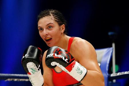 Boxen: Hammer behauptet Titel gegen Ankrah