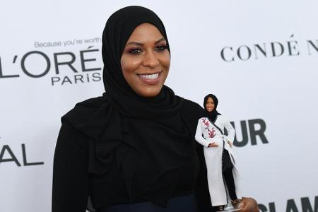 Fechterin Muhammad Vorbild für Barbie-Puppe mit Hijab