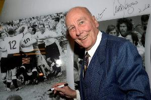 Eckel zum Tod von Schäfer: "Ein ganz besonderer Mensch"