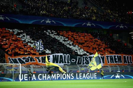 'Smash the Wall, destroy them all' - APOELs Fans schrecken auch vor klaren Ansagen nicht zurück.