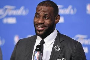 Basketballstar LeBron James produziert Serie für Youtube