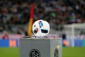 Zimmermann weist Fan-Kritik an "China-Projekt" zurück