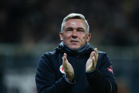 Bild: St. Pauli entlässt Trainer Janßen