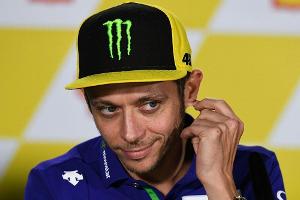 Rossi: "Ich bin glücklich mit meinem Motorrad verheiratet"
