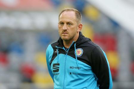 Lieberknecht sieht Braunschweig im Kampf um den Klassenerhalt