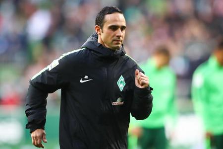 Knapp ein Jahr stand Nouri an der Weser hauptverantwortlich an der Seitenlinie. Nach einer 0:3-Pleite gegen den FC Augsburg ...