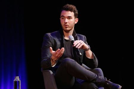 Pop-Star Jonas sagt im FIFA-Prozess aus