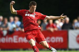 Kölns Abwehrchef Heintz zurück im Mannschaftstraining