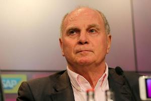 Hoeneß fordert: Lasst Beckenbauer "in Frieden leben"