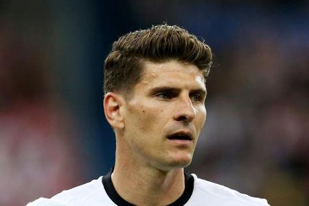 Gomez trifft bei Stuttgart-Debüt - Wolfsburg gewinnt gegen Dresden