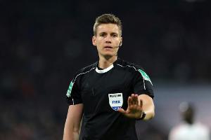 Rückrundenstart: Siebert pfeift Leverkusen gegen Bayern