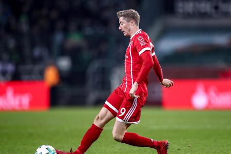BALLKONTAKTE - Lewandowski: 627