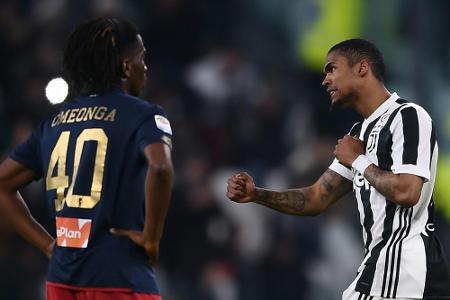 Juventus bleibt dank Costa an Neapel dran