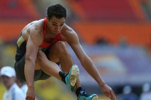 Weitspringer Bayer beendet Karriere