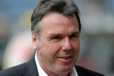 Bruchhagen: Vertrauen in HSV-Trainer Gisdol 