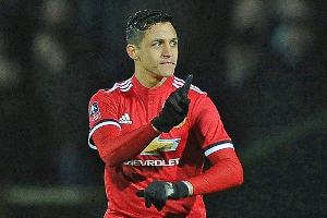 Manchester United siegt bei Sanchez-Debüt