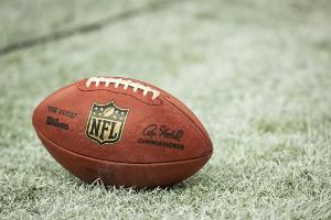 Wrestling-Chef McMahon plant erneute Football-Revolution