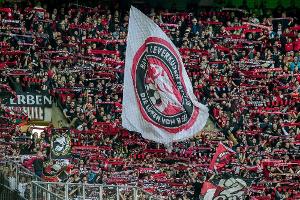 Zwei Bayer-Fans verprügelt