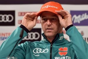 Schuster mit stärkstem Skisprung-Aufgebot nach Willingen