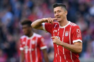 Umfrage unter den Profis: Lewandowski, Fährmann und Tedesco die Besten