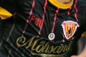 Benevento-Kapitän Lucioni wegen Dopings für ein Jahr gesperrt
