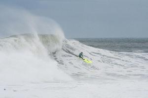 Surfer von Rupp Siebter bei Big-Wave-Challenge vor Nazare