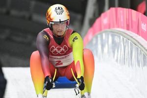 Rodeln: Hüfner denkt an Karriereende - Geisenberger plant noch nicht bis 2022