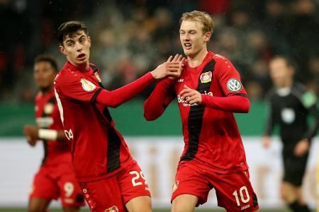 Der gebürtige Bremer Julian Brandt erzielt kurz vor der Pause den Anschlusstreffer...