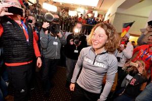 Dahlmeier und Wellinger im Deutschen Haus gefeiert