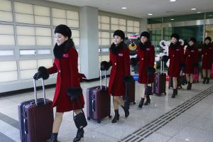 Nordkorea schickt Cheerleader zu Olympia