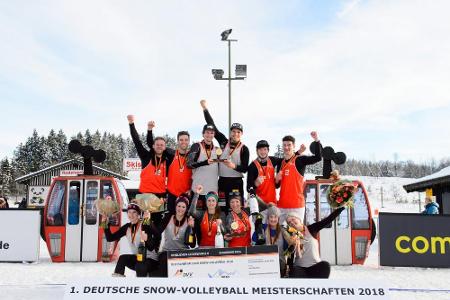 Becker/Schröder und Overländer/Fröhlich gewinnen DM-Premiere im Snow-Volleyball