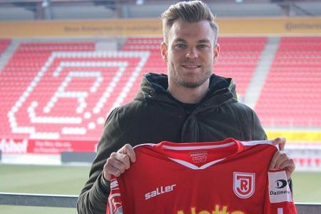 Regensburg verlängert mit Saller bis 2021