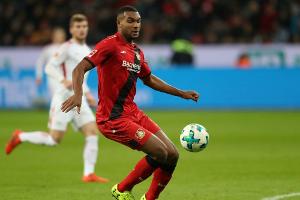 Innenverteidiger Tah verlängert bis 2023 bei Bayer