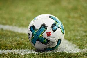 Sand holt Österreicherin Pinther