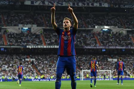 Der Dauerbrenner in dieser Saison: Rakitic fehlte in keinem der bisher 16 Ligaspielen für die Blaugrana. Obendrein überzeugt...