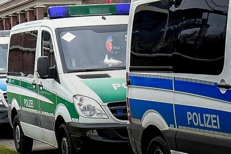 Polizeieinsatz in Sinsheim: Gladbacher klauen Kölner Banner