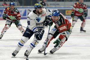 DEL: Ingolstadt verlängert mit US-Stürmer Olson