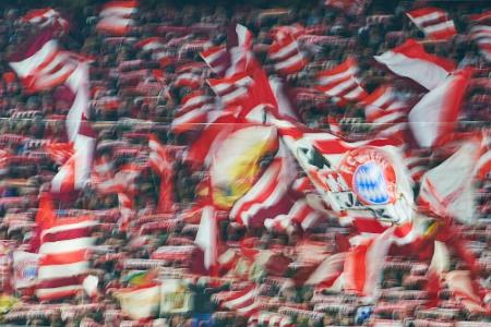 Streit unter Frauen in München: Ärger über gesungenes Bayern-Lied